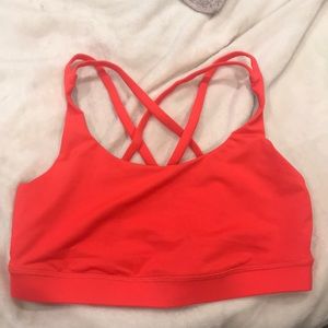 Brand new lululemon sports bra
